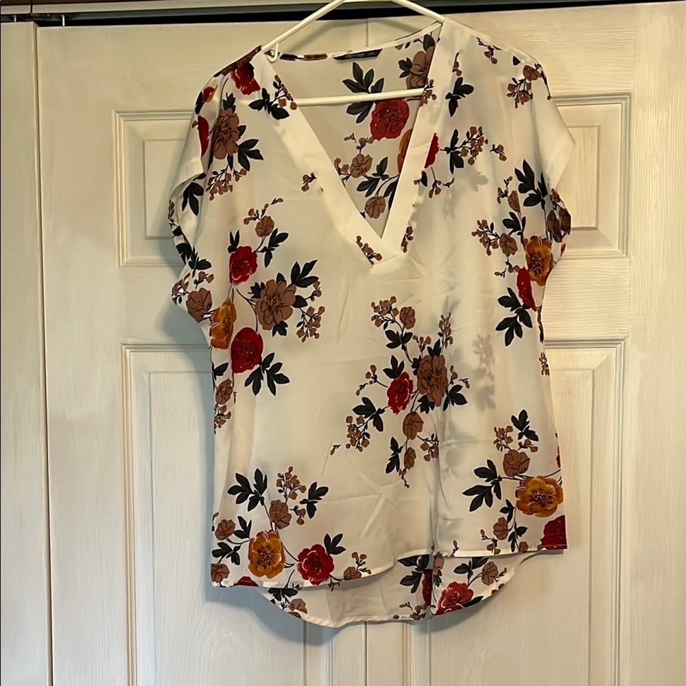 SHEIN White Floral V-Neck Blouse
